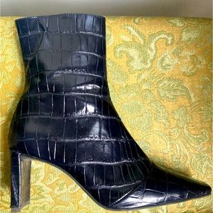 These leather boots are a beauty and so comfortable to walk in